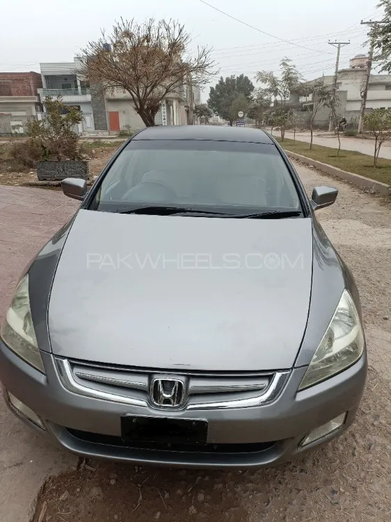 Honda Accord 2005 for Sale in Multan Image-1