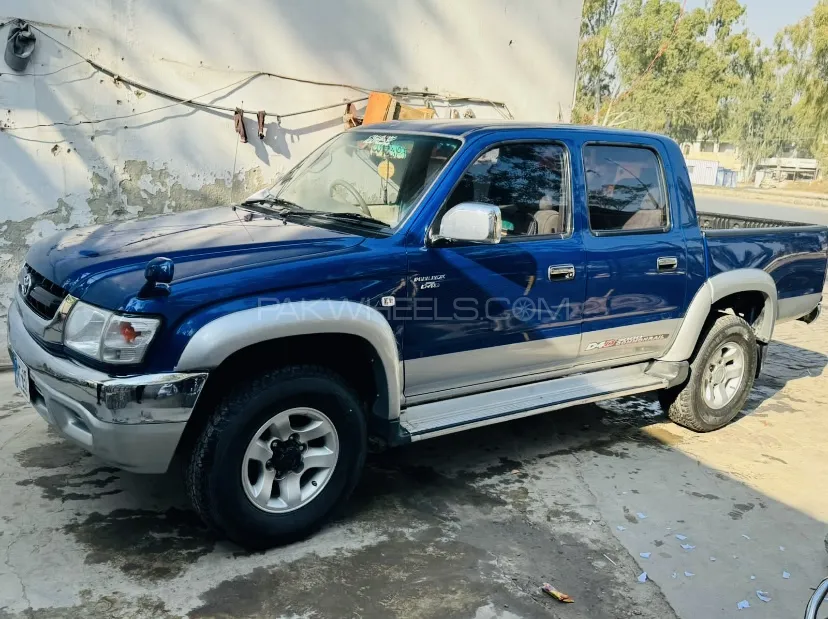 Toyota Hilux 2004 for sale in Islamabad