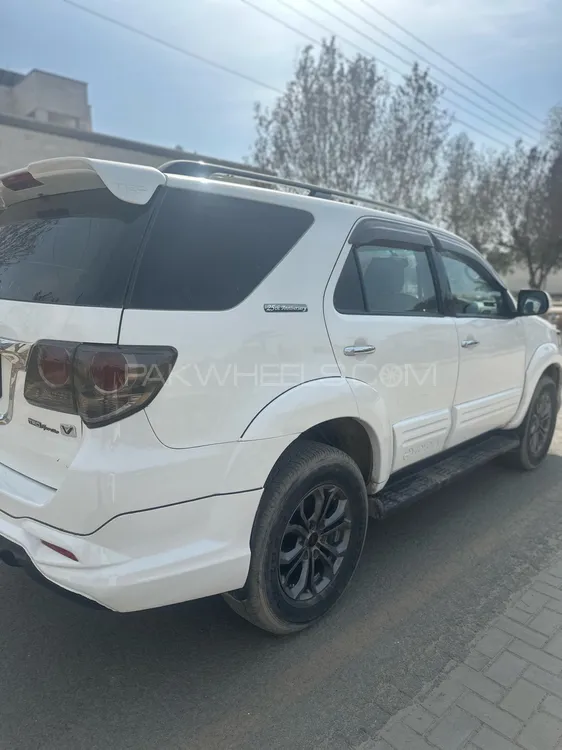 Toyota Fortuner 2016 for Sale in Sahiwal Image-1