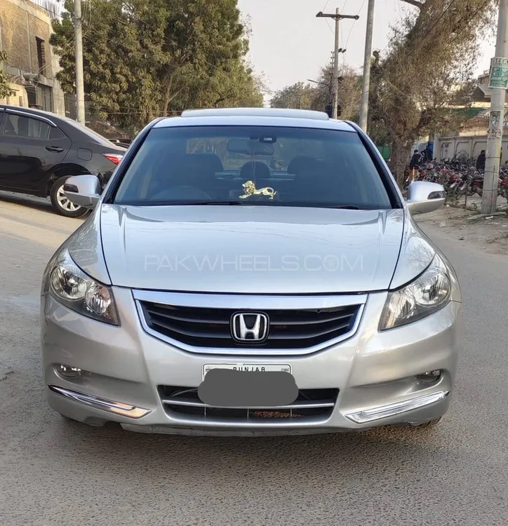 Honda Accord 2010 for Sale in Bahawalpur Image-1