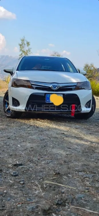 Toyota Corolla Hybrid 2015 for Sale in Lower Dir Image-1