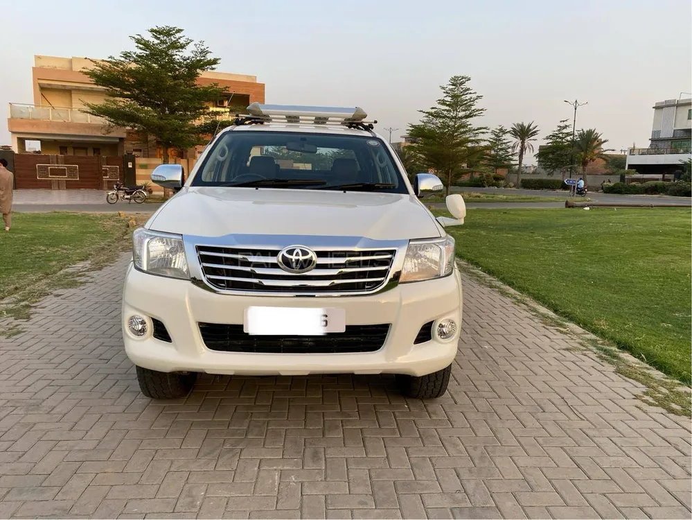 Toyota Hilux 2011 for sale in Faisalabad
