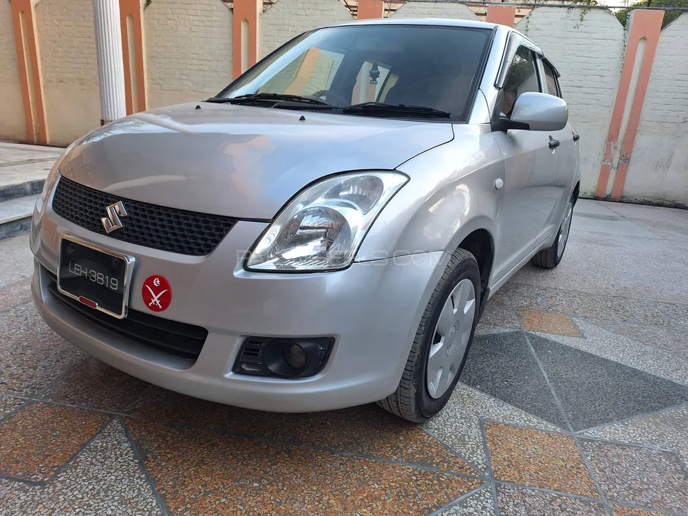 Suzuki Swift 2014 for sale in Nowshera