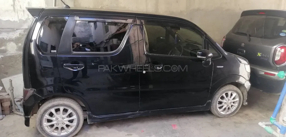 Suzuki Wagon R 2017 for sale in Sialkot