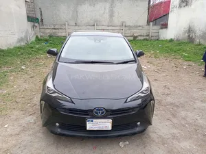 Toyota Prius S Touring Selection 2020 for Sale