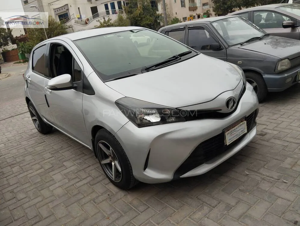 Toyota Vitz 2015 for sale in Lahore