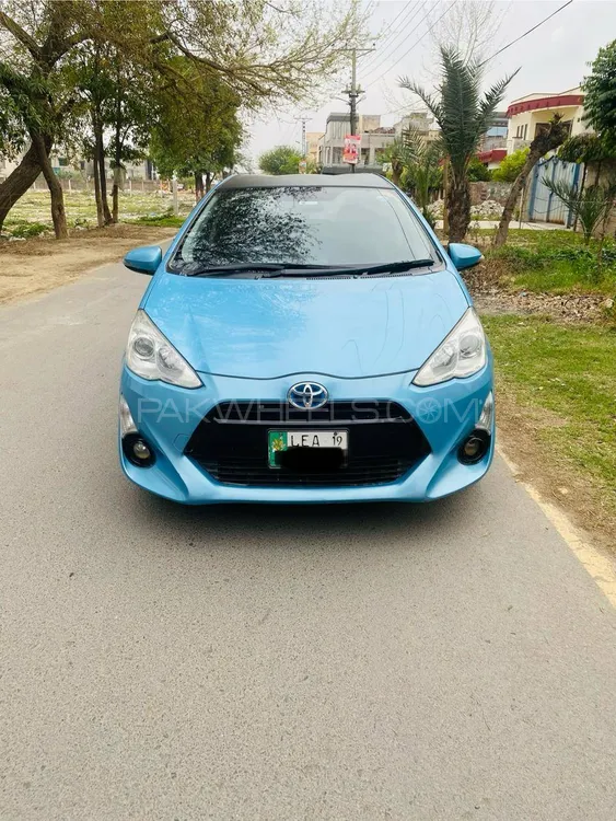 Toyota Aqua 2015 for Sale in Sialkot Image-1