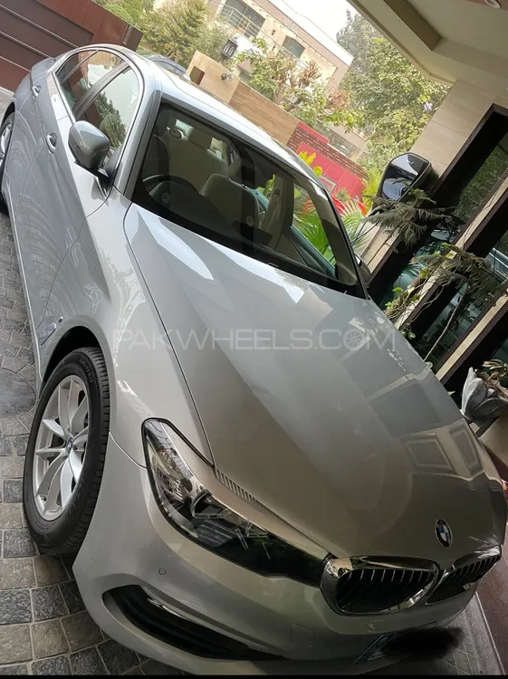 BMW / بی ایم ڈبلیو 5 سیریز 2017 for Sale in لاہور Image-1