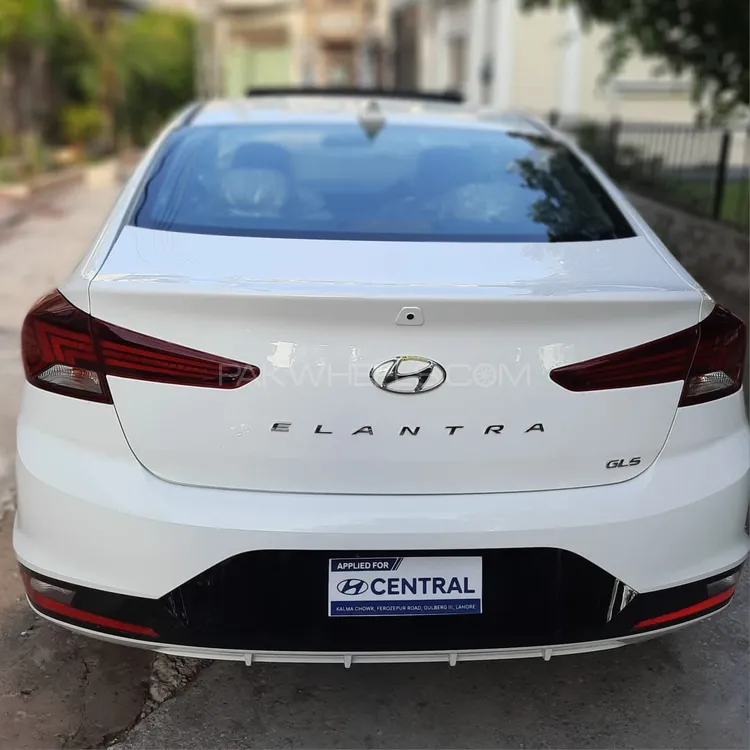 Hyundai Elantra 2023 for sale in Samanabad
