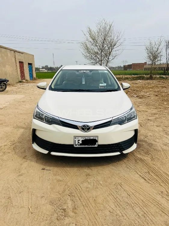 Toyota Corolla 2017 for Sale in Mian Channu Image-1