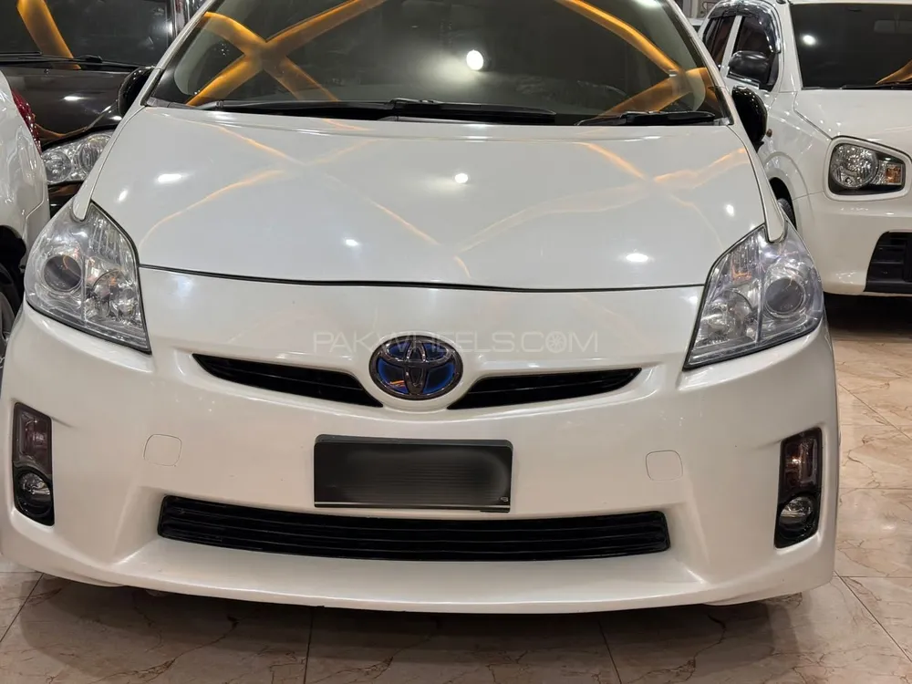 Toyota Prius 2009 for Sale in Multan Image-1