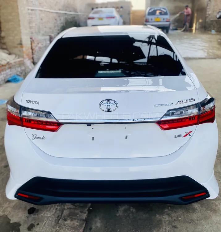 Toyota Corolla 2020 for sale in Kandh kot