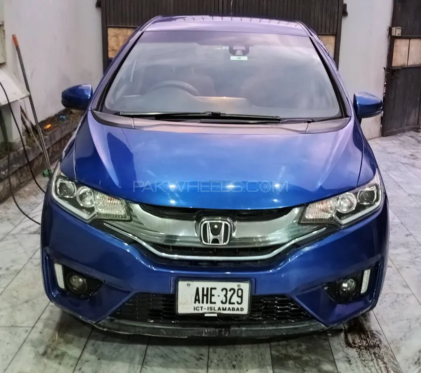 Honda Fit 2015 for Sale in Mandi bahauddin Image-1