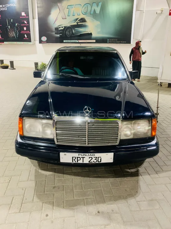 Mercedes Benz E Class 1989 for Sale in Islamabad Image-1