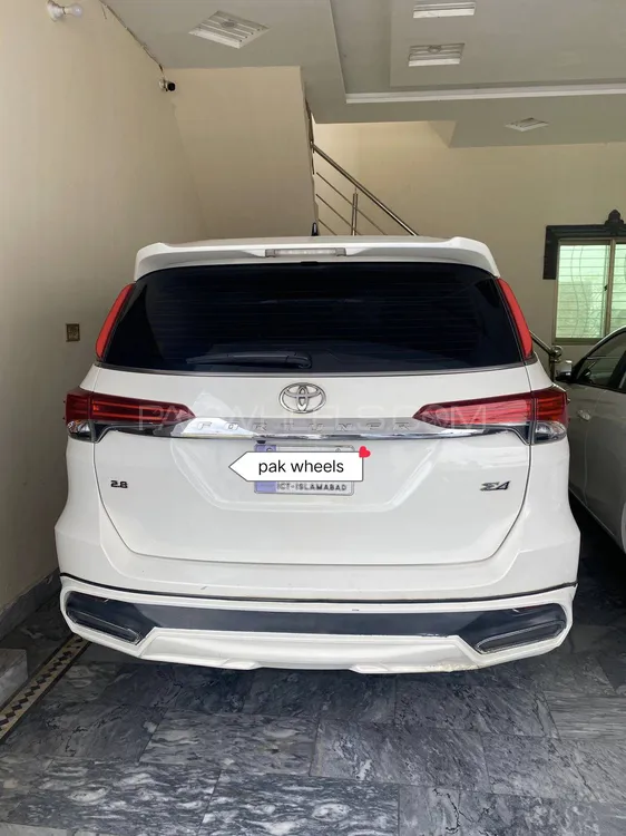 Toyota Fortuner 2018 for Sale in Sheikhupura Image-1