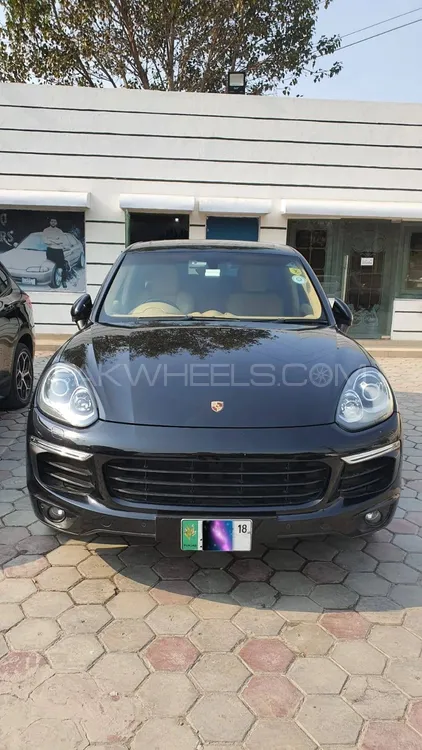 Porsche Cayenne 2018 for Sale in Lahore Image-1