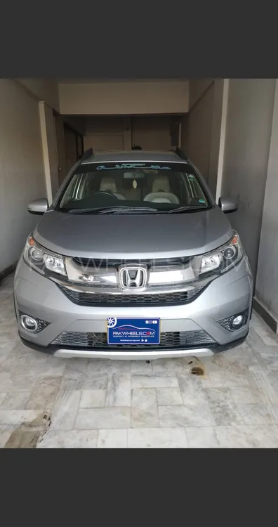 Honda BR-V 2018 for Sale in Hyderabad Image-1