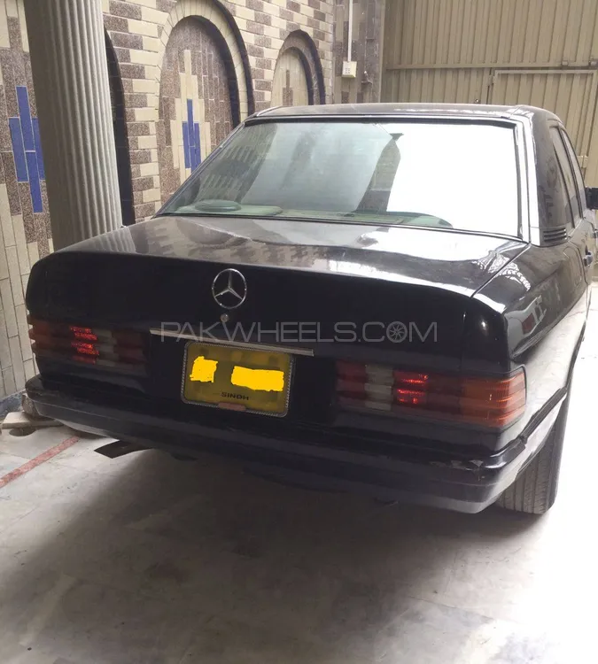Mercedes Benz E Class 1984 for sale in Peshawar