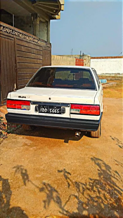 Nissan Sunny 1988 for Sale in Fateh Jang Image-1