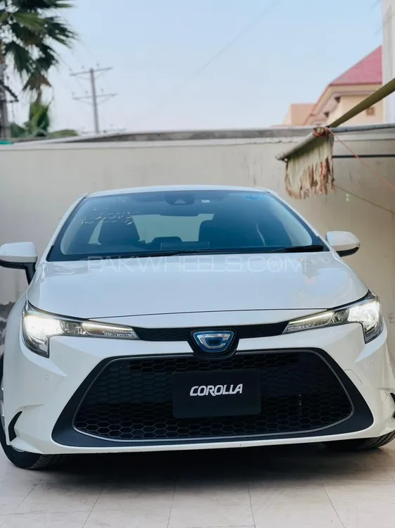 ٹویوٹا Corolla Hyrbid 2020 for Sale in منڈی بہاؤ الدین Image-1