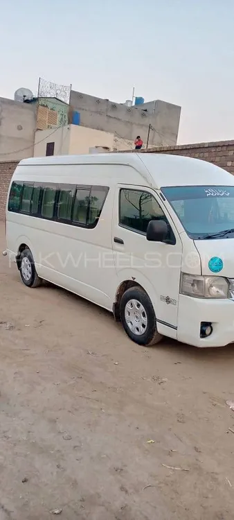 Toyota Hiace 2014 for sale in Lahore
