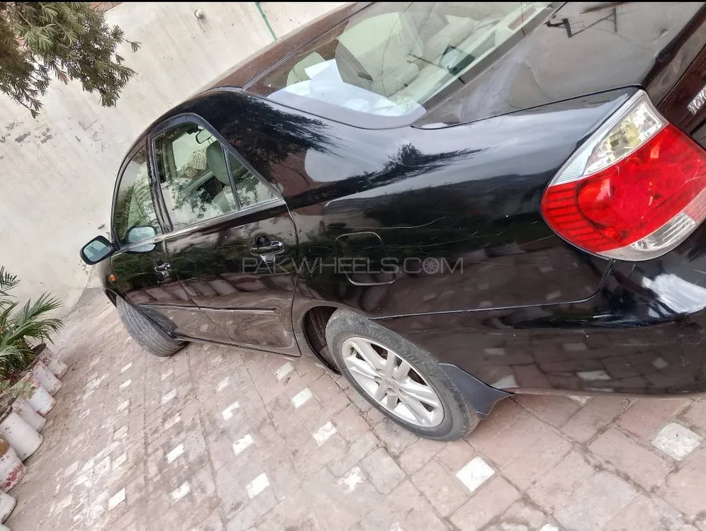 Toyota Camry 2004 for sale in Multan