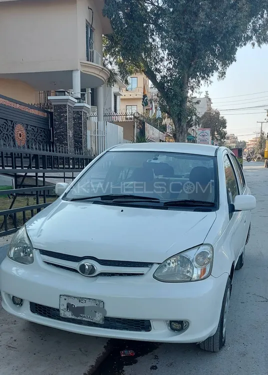 Toyota Platz 2003 for sale in Islamabad