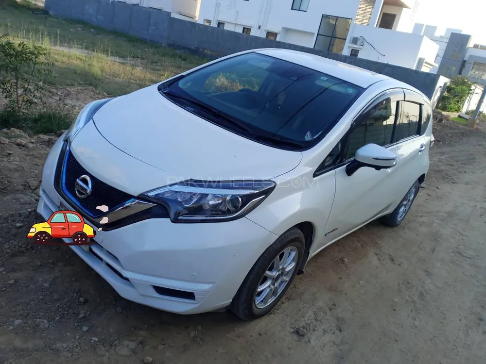 Nissan Note 2018 for Sale in Karachi Image-1