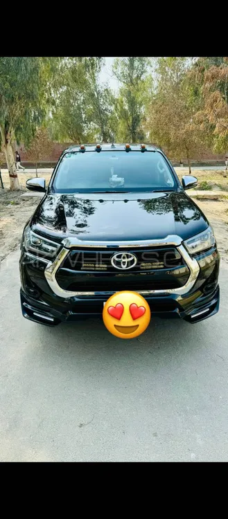 Toyota Hilux 2019 for Sale in Vehari Image-1