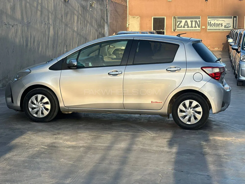 Toyota Vitz 2018 for sale in Gujranwala