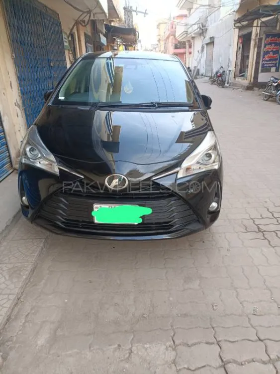 Toyota Vitz 2019 for Sale in Sialkot Image-1