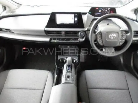 Toyota Prius 2023 for sale in Karachi
