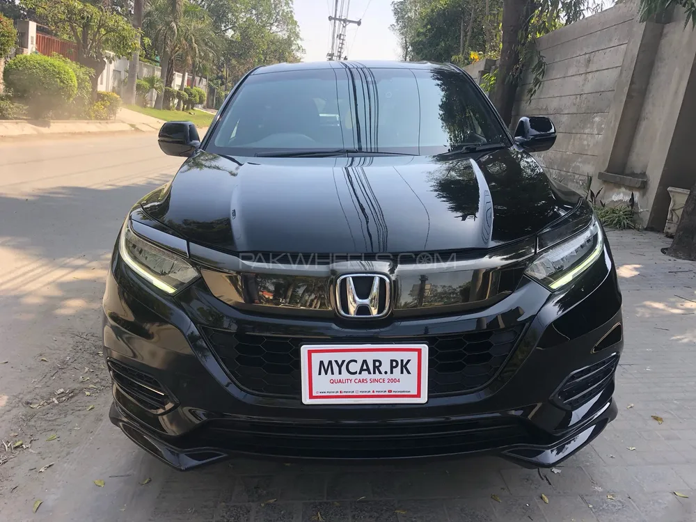 Honda Vezel 2019 for Sale in Lahore Image-1