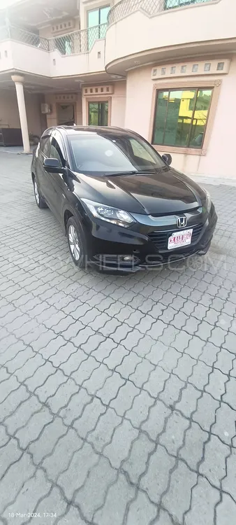 Honda Vezel 2020 for Sale in Gujranwala Image-1