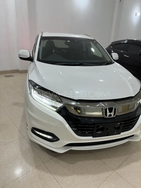 Honda Vezel 2019 for Sale in Daska Image-1