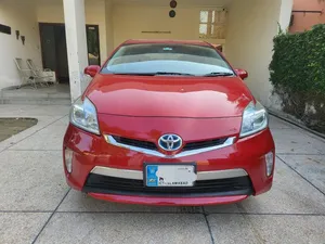 Toyota Prius PHV (Plug In Hybrid) 2014 for Sale
