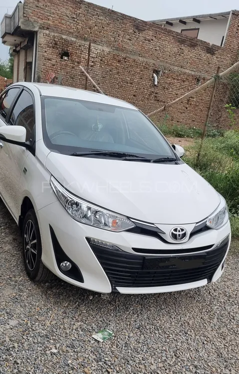 Toyota Yaris 2021 for Sale in Peshawar Image-1