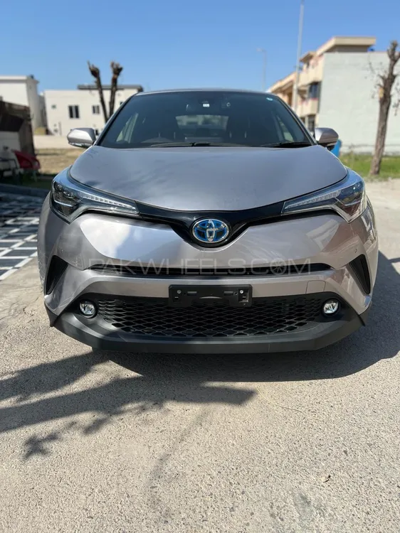 Toyota C-HR 2018 for Sale in Gujranwala Image-1