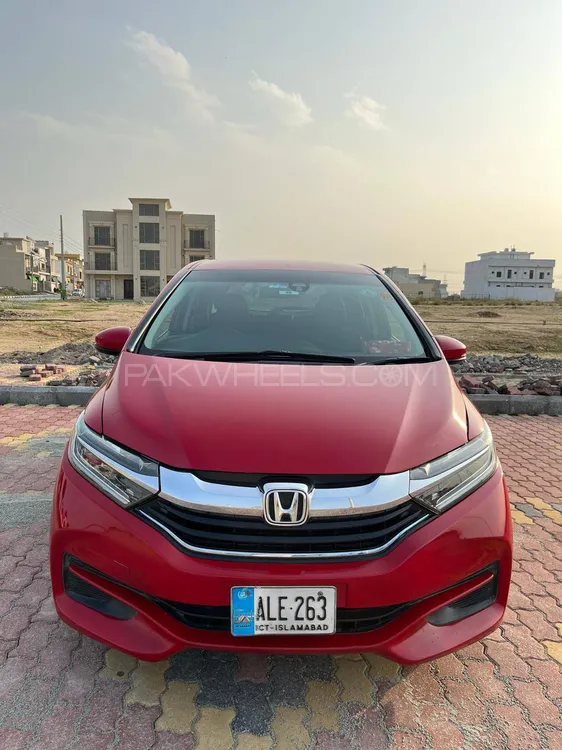 Honda Fit 2015 for Sale in Wah cantt Image-1