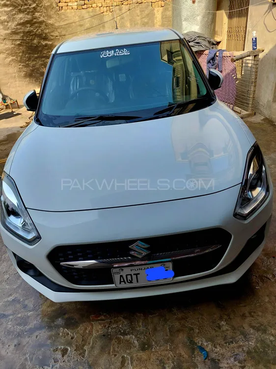 Suzuki Swift 2024 for Sale in Liaqat Pur Image-1