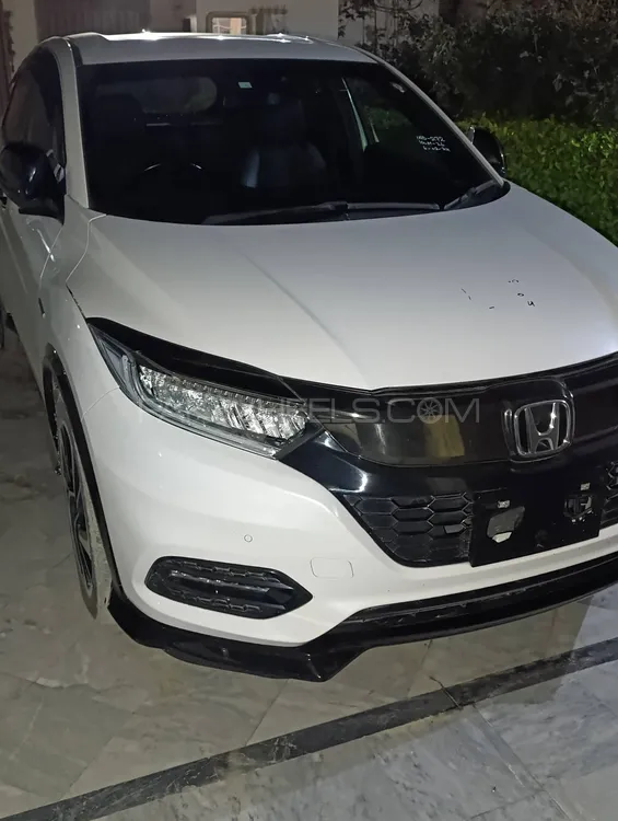 Honda Vezel 2018 for Sale in Multan Image-1