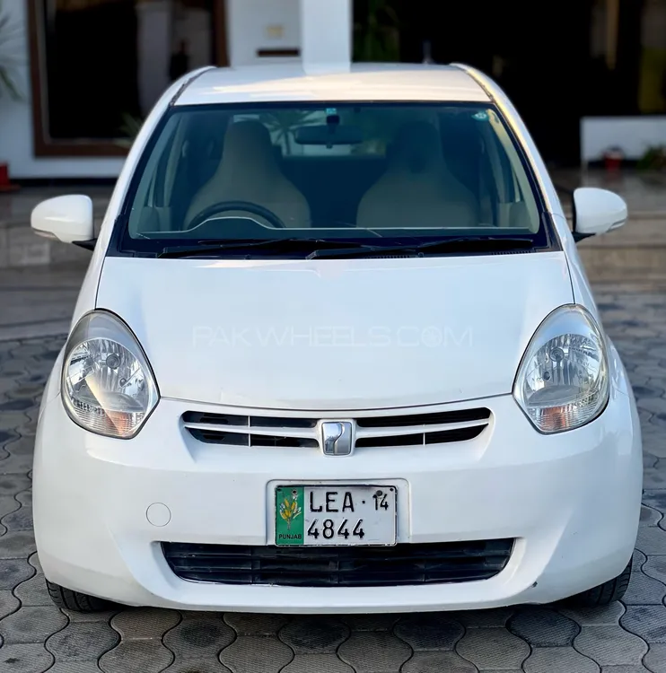 Toyota Passo 2010 for Sale in Nowshera cantt Image-1