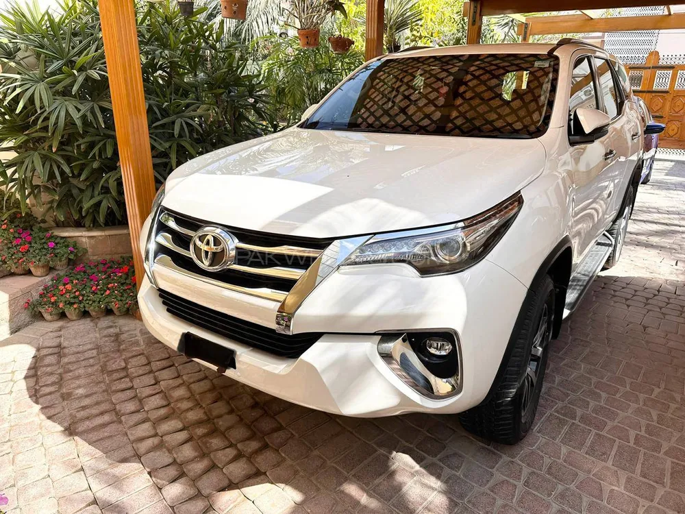 Toyota Fortuner 2018 for Sale in Lahore Image-1