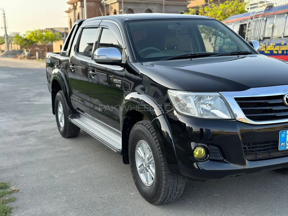 Toyota Hilux 2013 for sale in Faisalabad