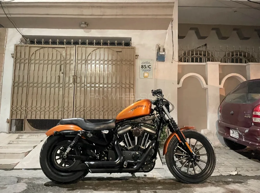 Harley Davidson 883 Custom 2014 for Sale Image-1