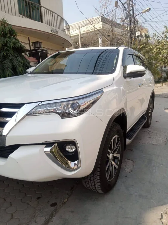 Toyota Fortuner 2018 for sale in Lahore