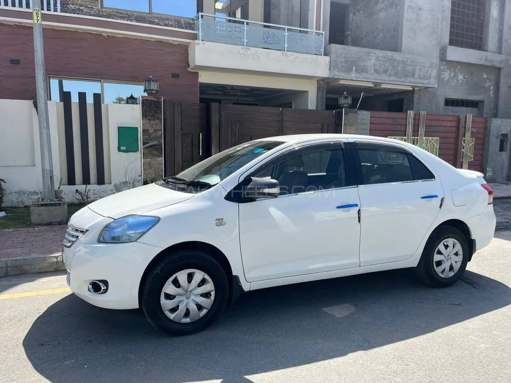 Toyota Belta 2012 for Sale in Lahore Image-1