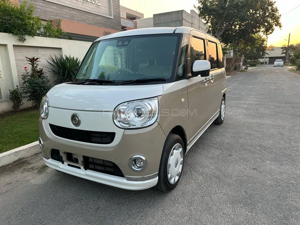 Daihatsu Move Canbus 2020 for Sale in Lahore Image-1