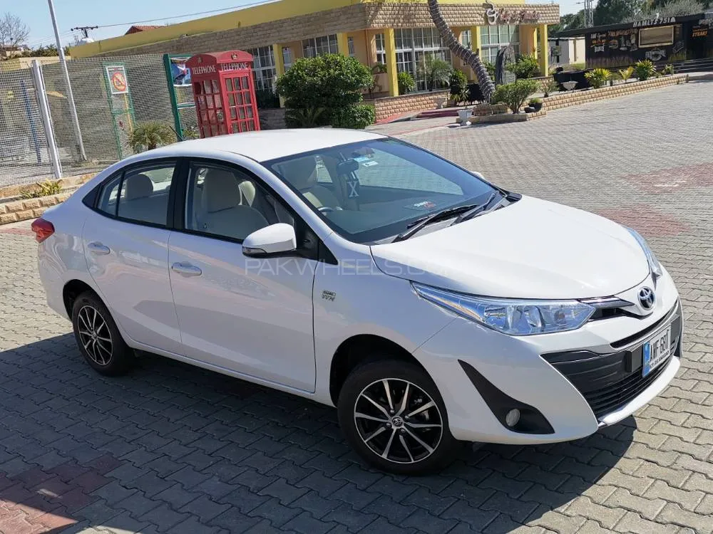 Toyota Yaris 2022 for Sale in Kamra Image-1