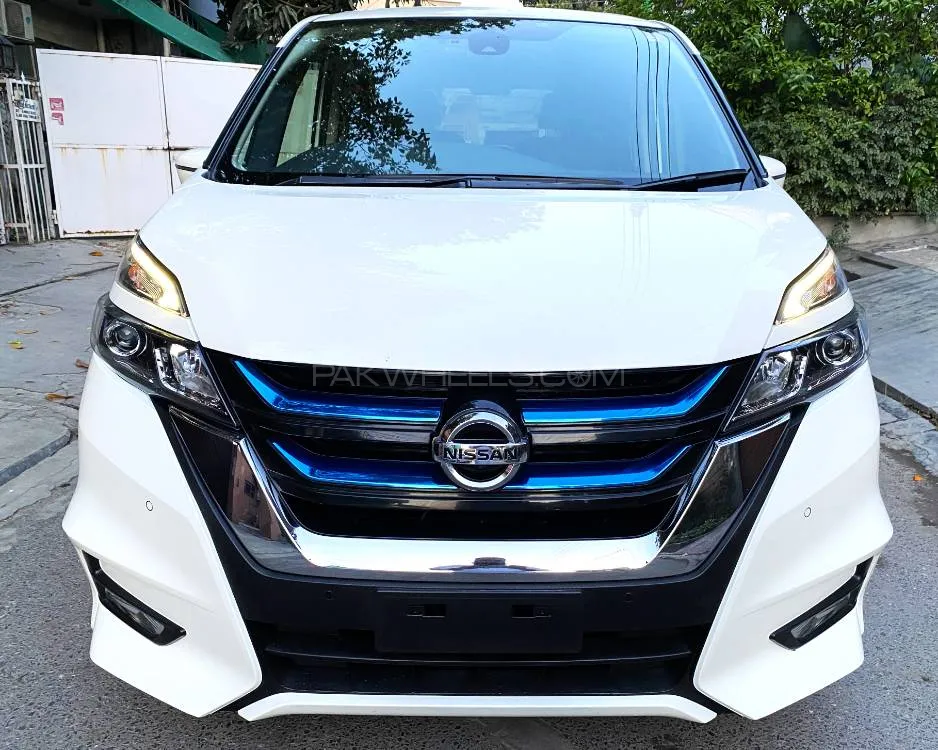 Nissan Serena 2024 for Sale in Lahore Image-1